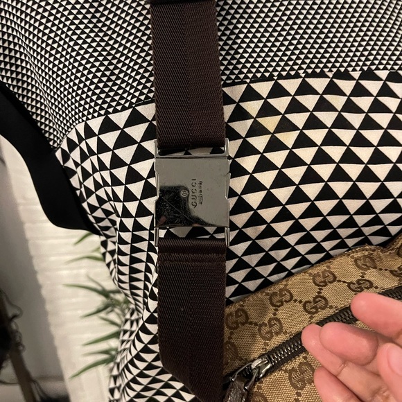 ❌❌SOLD❌❌AUTHENTIC GUCCI BELTBAG - Picture 9 of 12